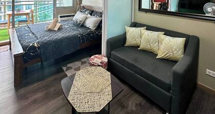Room-condo Near Airport With PS4 and Par