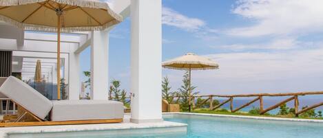 Diamond View Villa | Private Heated Pool | Terrasse/patio