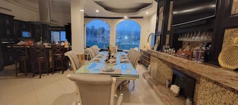 Modern 3-bedroom house in Ensenada