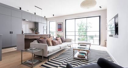 Redcliffe Square XII by Onefinestay