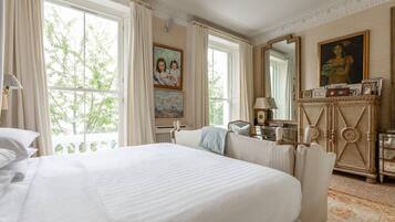 Apartment (6 Bedrooms) | 6 bedrooms, iron/ironing board, cribs/infant beds, bed sheets