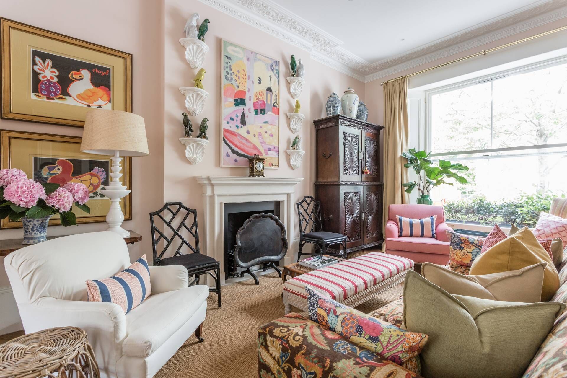 Apartment (6 Bedrooms) | Living area