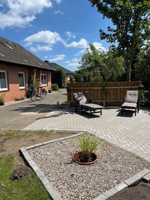 Terrace/patio - Our vacation home "No. 17" - In the heart of Schleswig-Holstein (Alt Duvenstedt)