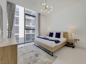 Appartement Exclusif, balcon, vue lagon | Couette en duvet d'oie, rideaux occultants, chambres insonorisées