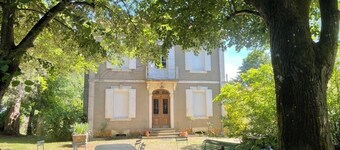Family home in green setting near village, municipal swimming pool, nogaro