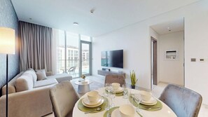 Luxury Apartment, Lagoon View | In-room dining