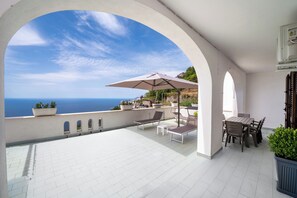 Outdoor dining - Villa Rosy by Wonder Tour (Conca dei Marini)