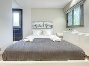 6 makuuhuonetta, Wi-Fi