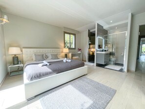 6 bedrooms, WiFi