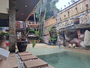 Ferienhaus, 4 Schlafzimmer, Raucher, eigener Pool | Pool