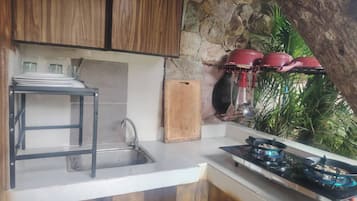 House, 4 Bedrooms, Smoking, Private Pool | Interior