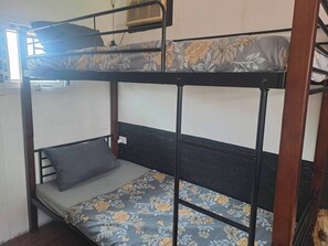 Ferienhaus, 4 Schlafzimmer, Raucher, eigener Pool | 4 Schlafzimmer