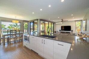Modern Open-Concept Kitchen