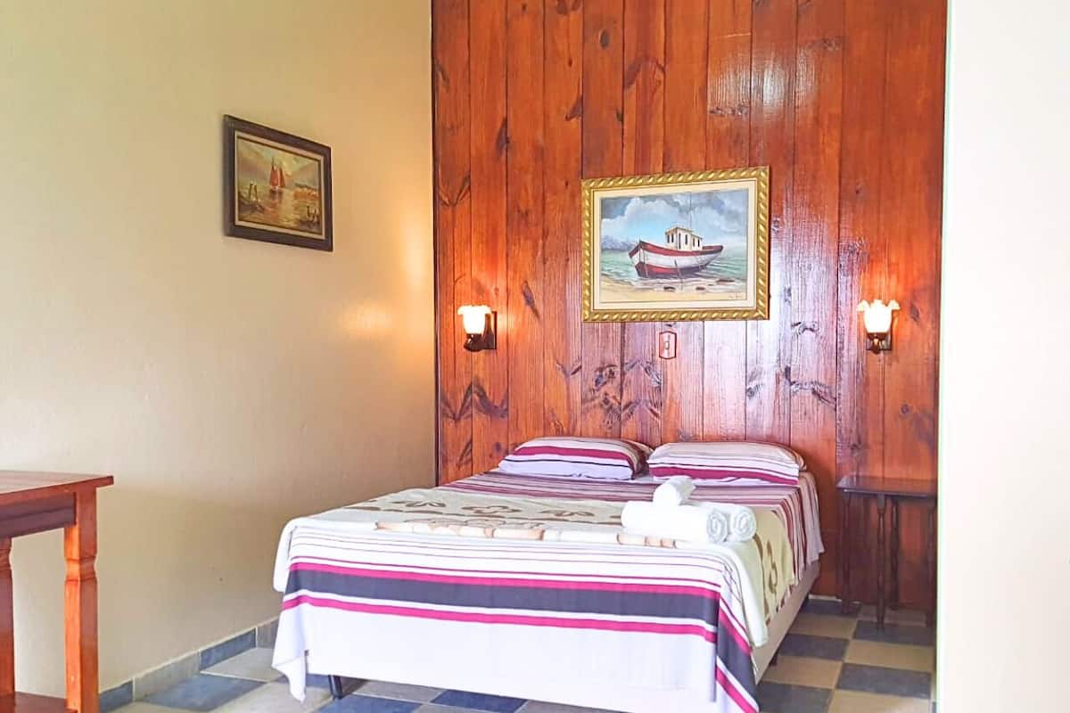 Standard Suite, Sea View | Free WiFi