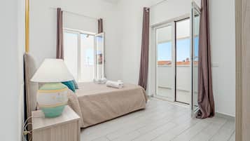 3 soverom, strykejern/-brett, wi-fi og sengetøy