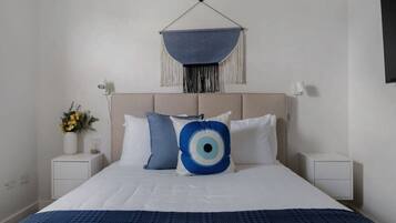 1 bedroom, iron/ironing board, travel cot, free WiFi