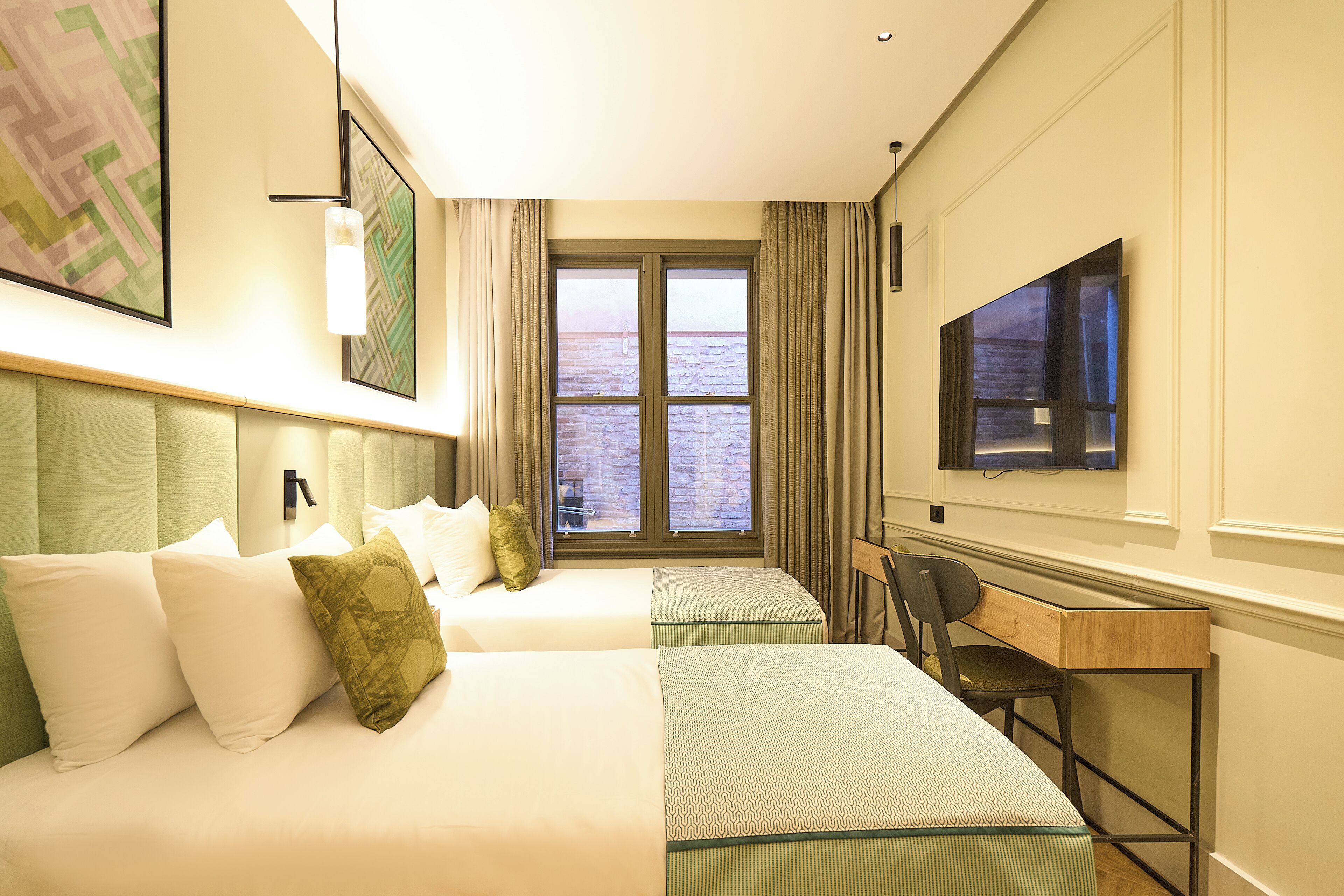 Pera Premium Twin Room