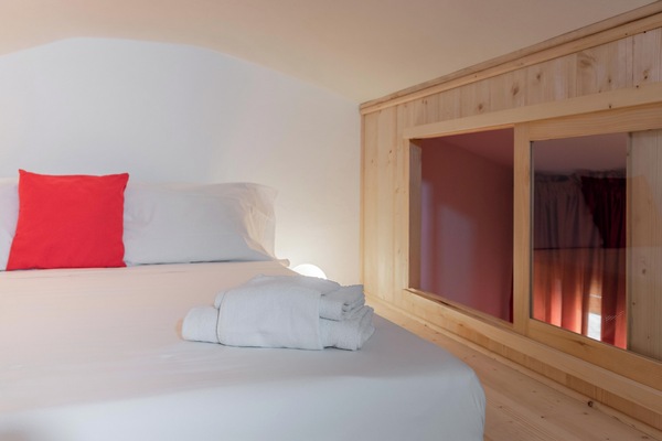 2 dormitorios, tabla de planchar con plancha, wifi y ropa de cama