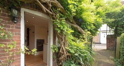 Countryside Escape in Beautiful Cosy Cottage