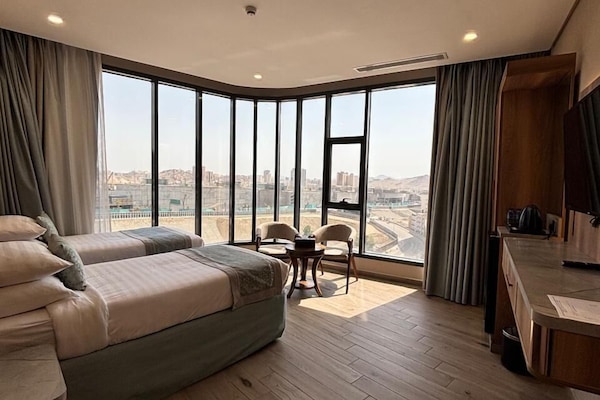 Twin Room, City View | Iron/ironing board, free WiFi