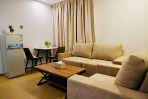 주니어 스위트, 시내 전망 | 노트북 작업 공간, 무료 WiFi