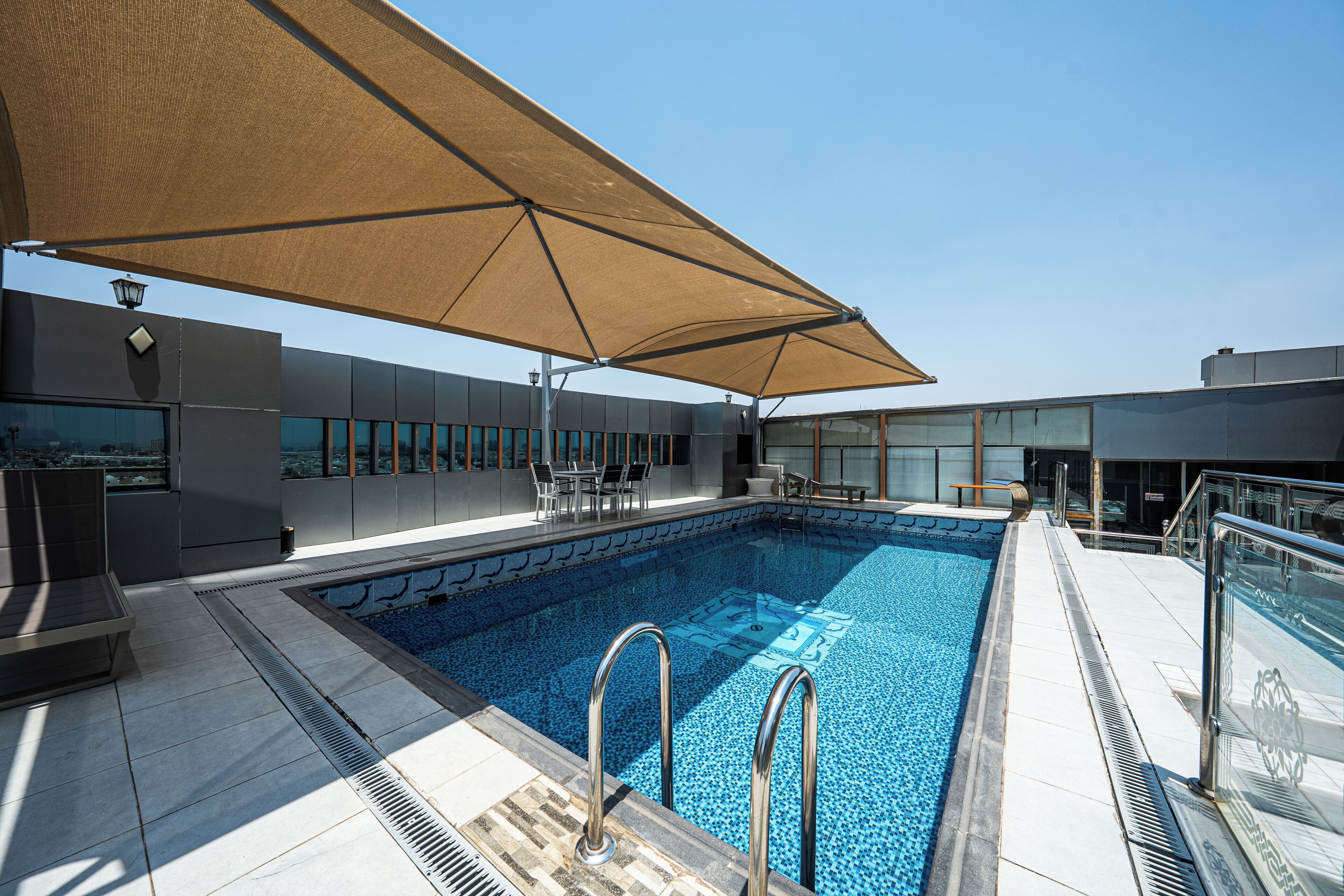 10 piscinas internas