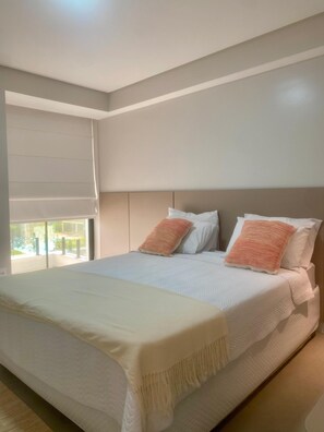 Deluxe-hus | Arbejdsområde til bærbare computere, gratis Wi-Fi