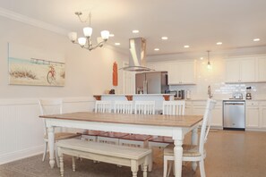 Casa, varias camas (Deja Blue) | Restaurantes