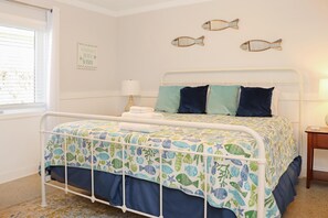 하우스, 침대(여러 개) (Deja Blue) | 4 개의 침실