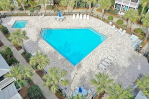 House, Multiple Beds (Barefoot Cottage B37 - The B's Knees) | Pool