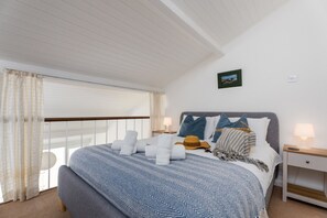 1 bedroom, iron/ironing board, travel crib, WiFi
