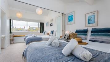 1 chambre, fer et planche Ă repasser, lit parapluie, Wi-Fi