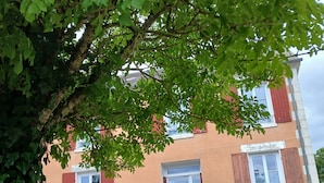 Uklassifisert bilde, 5 av 17, knapp