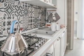 アパートメント 2 ベッドルーム シティビュー | 専用キッチン | 冷蔵庫、電子レンジ、オーブン、コンロ