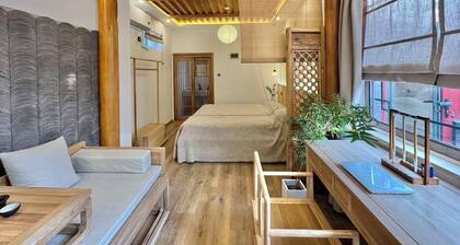 Beijing Hejiali Siheyuan Near Tiananm