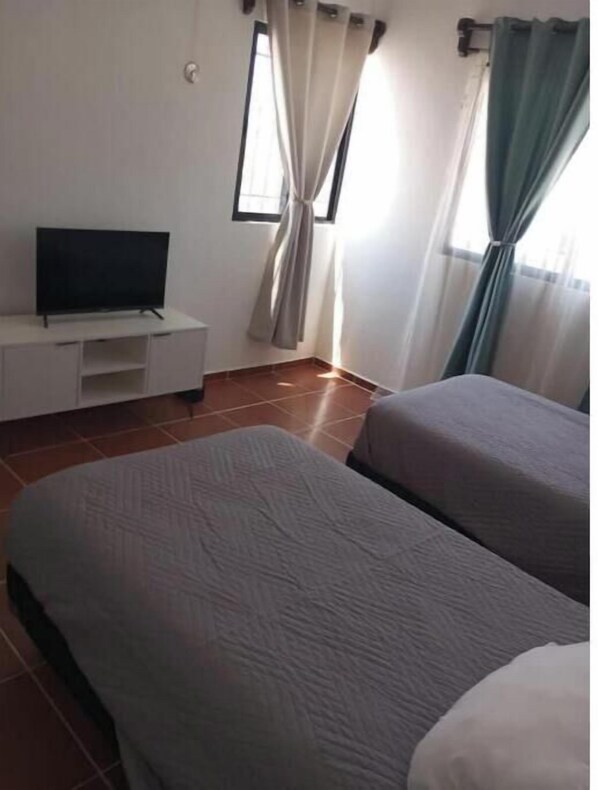 3 soverom, internettilgang og sengetøy