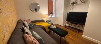 Fresh comfy space, feel at home.