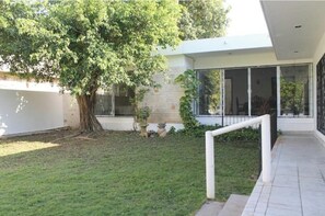 Property grounds - Cozy and beautiful family home full of charm (Mérida)