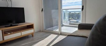 Premium 1 Bedroom River View Parrilla Park