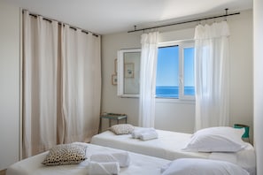 4 bedrooms, iron/ironing board, free WiFi - U Munticellu - Piscine vue mer (Monticello)