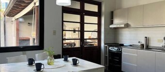Spacious Casa Centro with Swimming Pool and Barbecue Area, 3 bedrooms