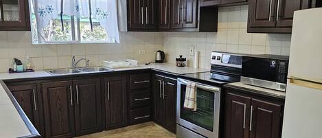 Microwave, oven, stovetop