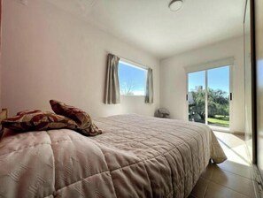 5 soveværelser, internetforbindelse, sengetøj