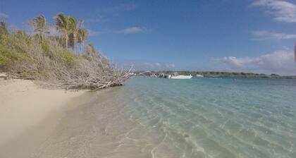 Villa 'Moderne Afa' with Mountain View, Wi-Fi and Air Conditioning