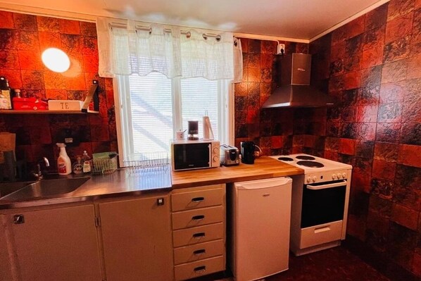 Microwave, oven, stovetop