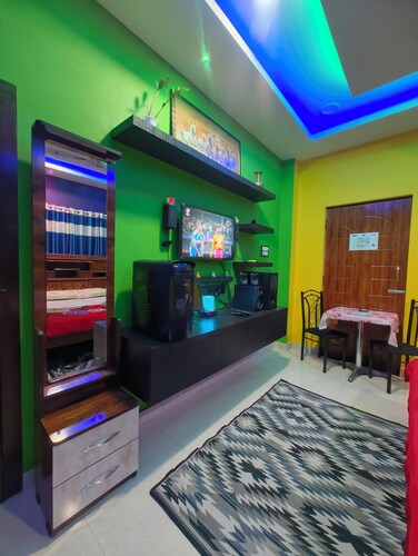 Aashray Independent Homestays Dibrugarh