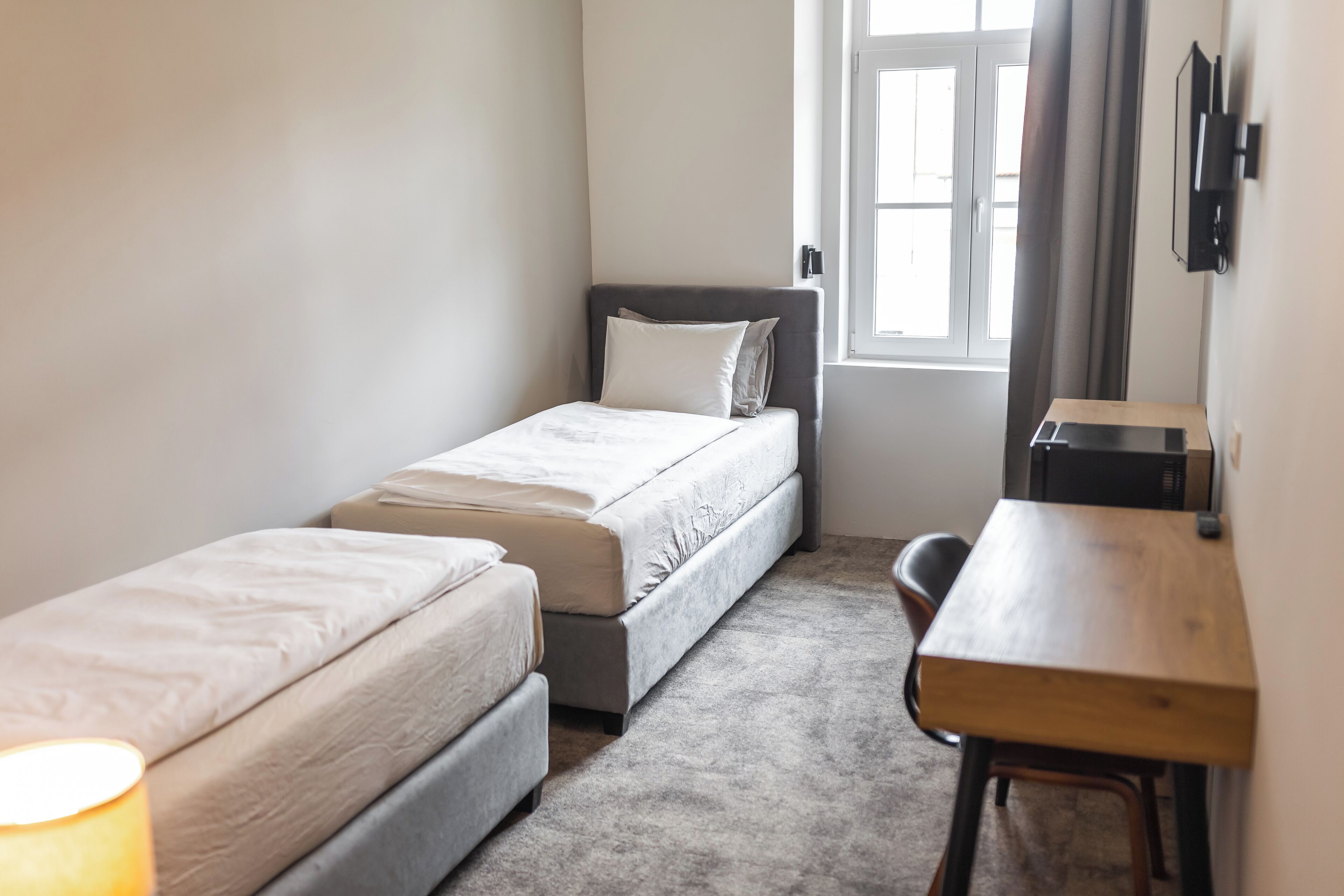 Phòng 2 giường đơn Economy, quang cảnh sân vườn | Truy cập Internet không dây miễn phí 