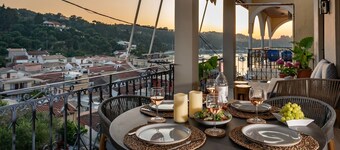 Asmira Apartment - Two Bedroom Apartment, Sleeps 4