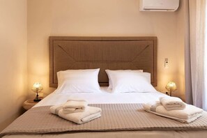 2 habitaciones, tabla de planchar con plancha, wifi y ropa de cama