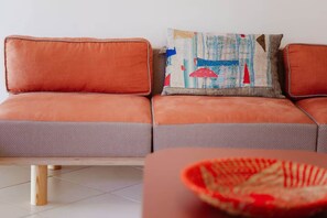 Unclassified image, 5 of 39, button - Le Chai Roudoudou 4* (Saint-Georges-d'Oléron)